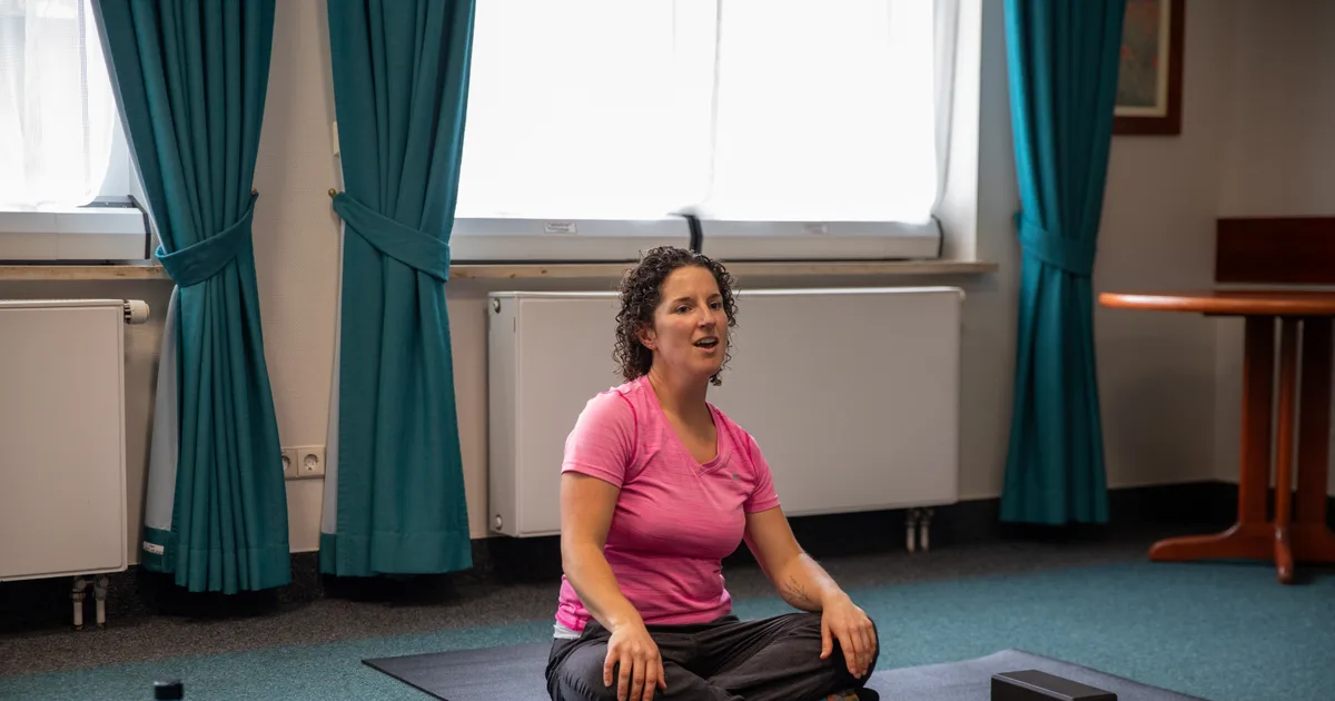 Yoga-Ausbildung krankenkassenanerkannt: die ZPP-Kriterien 2026